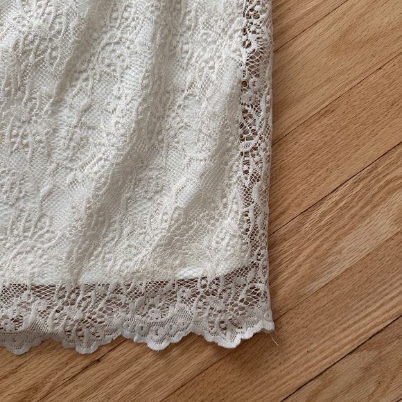 Lace skirt - Picture 3 of 3